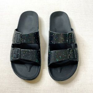 Freedom MosesTwo Band Slides 
Supernova, 8/9 
FMOSE300371A2F7333